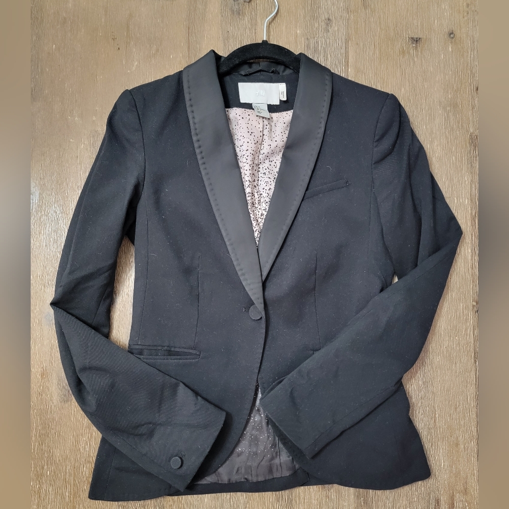 H&M Black Blazer